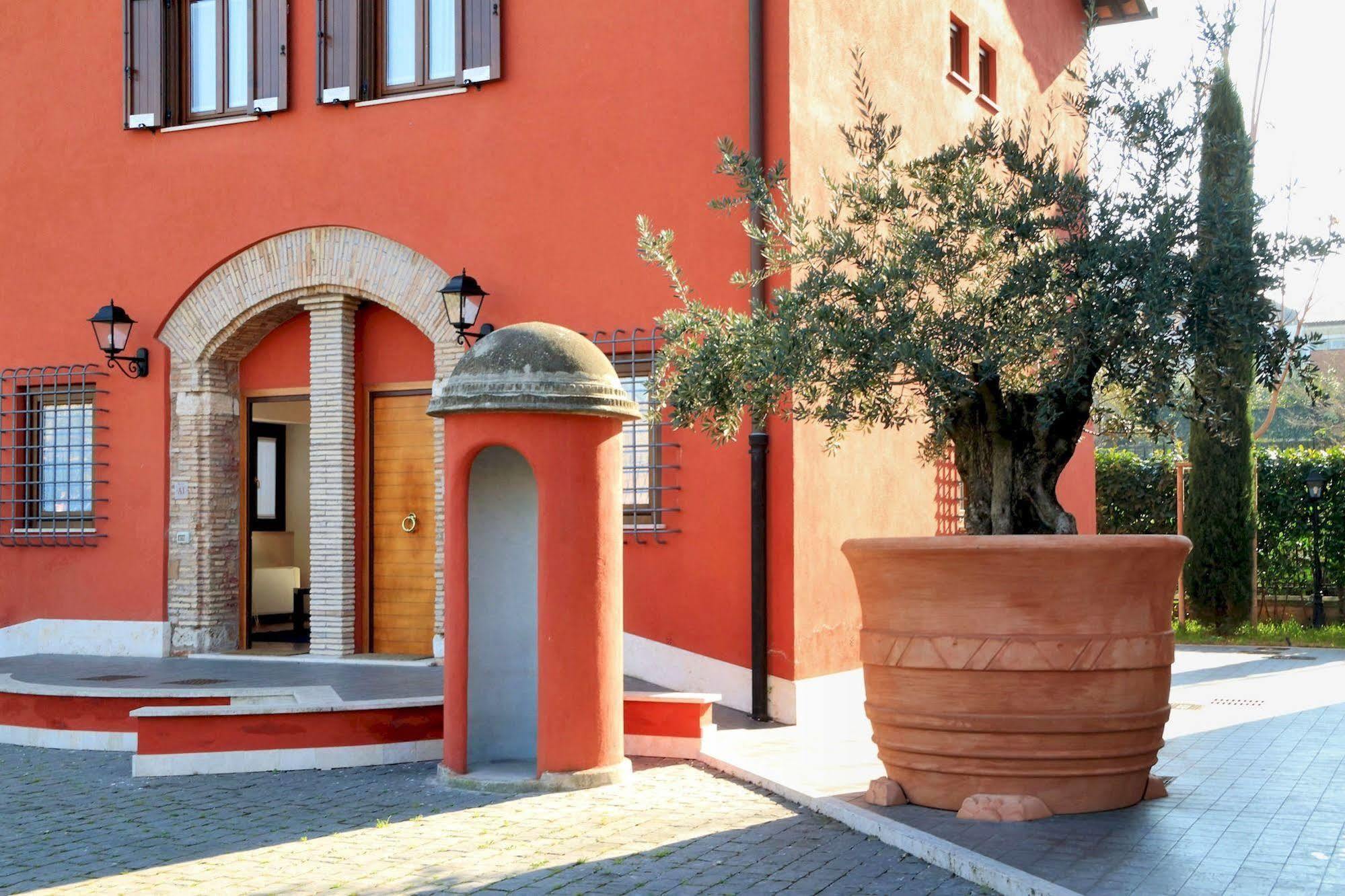 Borgo Papareschi Aparthotel Roma Ngoại thất bức ảnh
