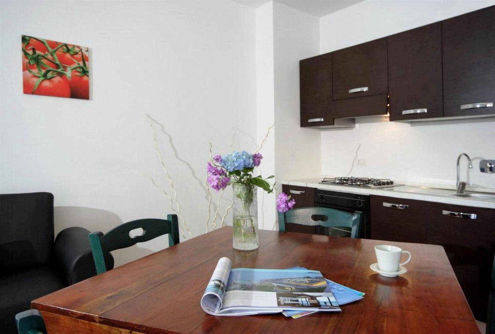 Borgo Papareschi Aparthotel Roma Ngoại thất bức ảnh