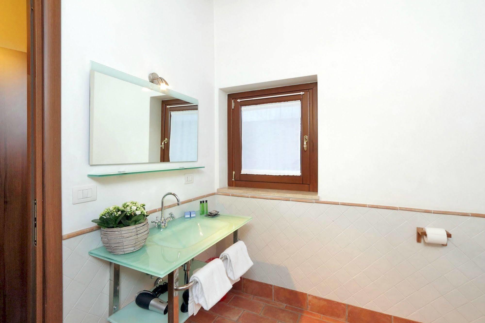 Borgo Papareschi Aparthotel Roma Ngoại thất bức ảnh