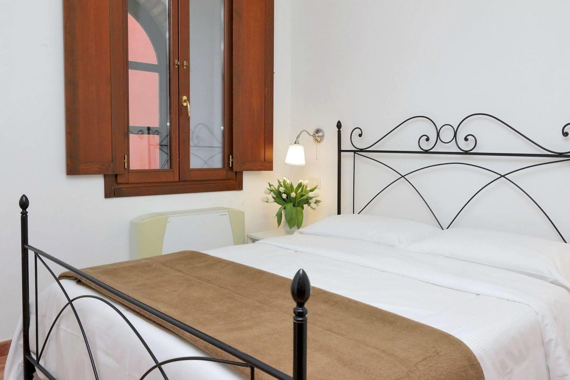 Borgo Papareschi Aparthotel Roma Ngoại thất bức ảnh