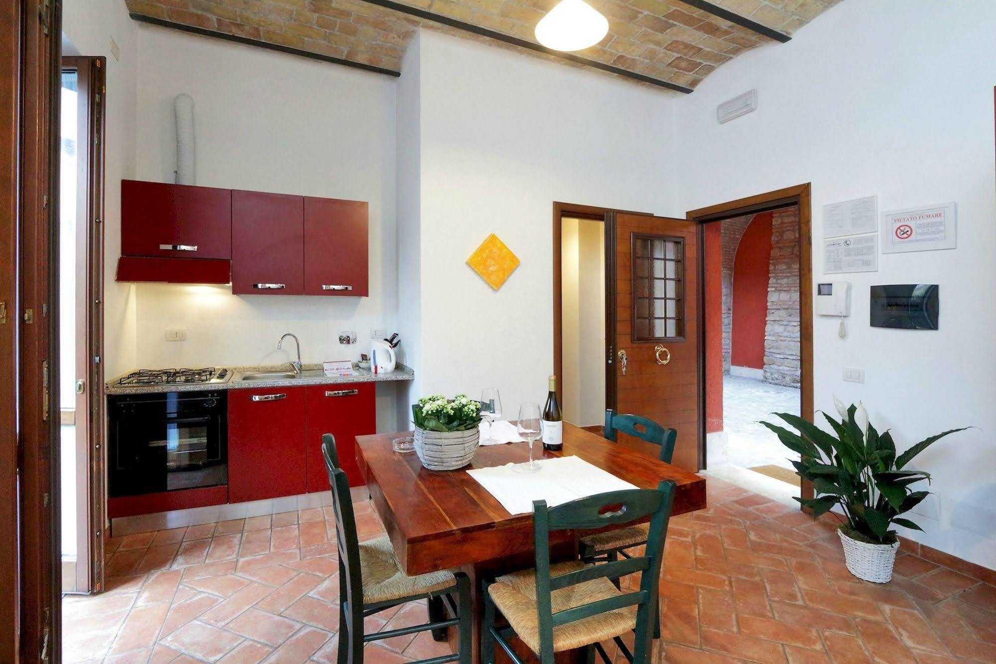 Borgo Papareschi Aparthotel Roma Ngoại thất bức ảnh